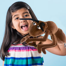 Load image into Gallery viewer, Living Puppets Addie 14-Inch Ant Plush Hand Puppet